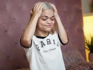 Camsoda Free Live Porn of maiamini