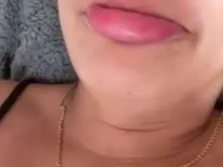 Camsoda Nude Webcam of salommecruz
