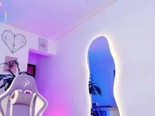Camsoda Free Porn Cam of honey-flawless