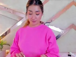 Camsoda Adult Webcams of lucy-davies