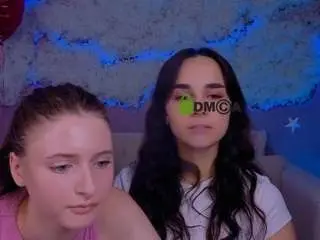 Camsoda Free Live Porn of ariana-ross7
