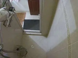 Camsoda Private Sex Chat of voyeurcam-baileybase-shower