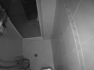 Camsoda Private Sex Chat of voyeurcam-baileybase-shower
