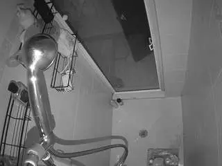 Camsoda Free Live Porn of voyeurcam-baileybase-shower