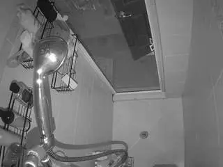 Camsoda Adult Webcam of voyeurcam-baileybase-shower