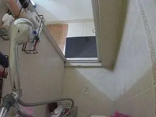 Camsoda Adult Video Chat of voyeurcam-baileybase-shower