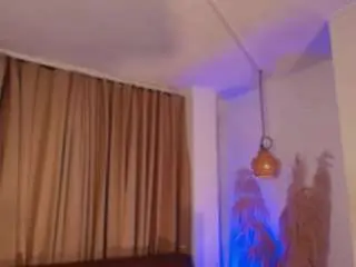 Camsoda Private Sex Chat of hillary-queen