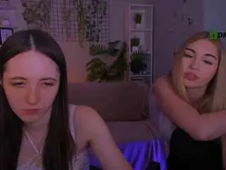 Camsoda Adult Video Chat of bella-dorn1