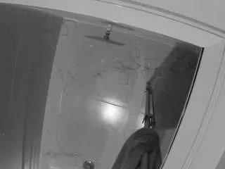 Camsoda Free Porn Cam of voyeurcam-casa-salsa-bathroom-12