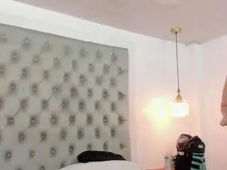 Camsoda Free Porn Cam of anette-cooper