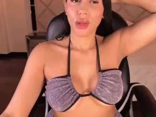 Camsoda Live Sex of charlottecox1