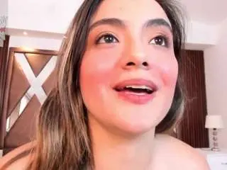 Camsoda Free Live Porn of isabellaa-joness