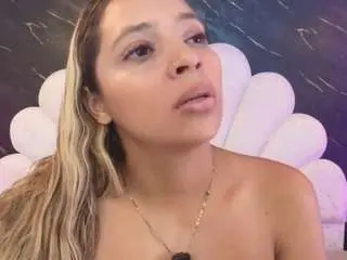Camsoda Free Live Porn of miaabrownn