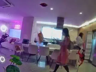 Camsoda Live Porn of voyeurcam-casa-salsa-fishtank