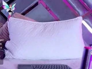 Camsoda Free Porn Cam of laravarela