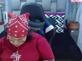 Camsoda Watch Live Sex Cams of evelinzaens