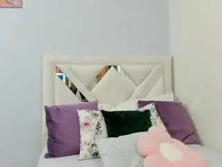 Camsoda Watch Live Sex Cams of kyliebenson