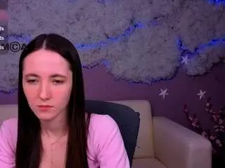 Camsoda Watch Live Sex Cams of caroline-honeyy