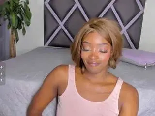 Camsoda Adult Webcams of nahomy-smith99