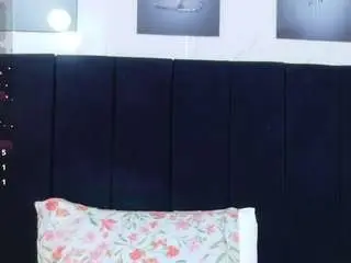 Camsoda Nude Webcam of innocenthazel
