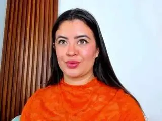 Camsoda Nude Webcam of alejamoore