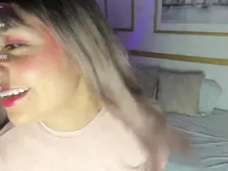 Camsoda Nude Webcam of zully-28