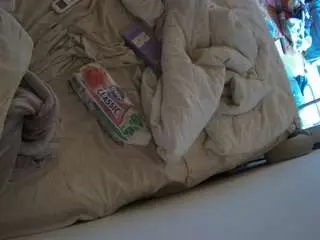 Camsoda Live Sex of voyeurcam-julmodels-whitebed-4