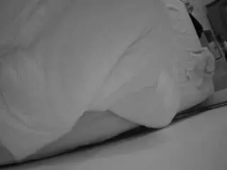 Camsoda Free Live Porn of voyeurcam-julmodels-whitebed-4