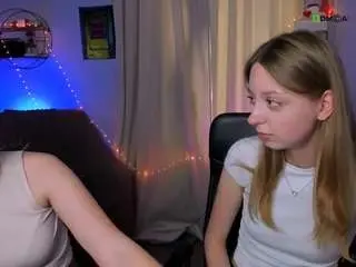 Camsoda Sex Cam of elyra-lir
