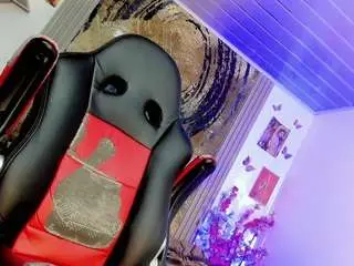 Camsoda Watch Live Sex Cams of alice-yermanotta