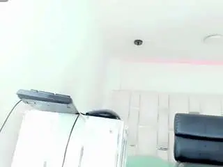 Camsoda Nude Webcam of sabrinadiosa