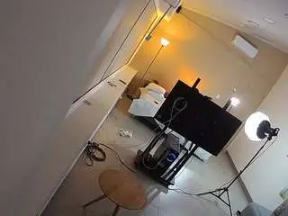 Camsoda Free Porn Cam of voyeurcam-jb-room-1