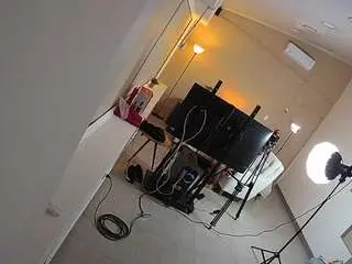 Camsoda Sex Cam of voyeurcam-jb-room-1