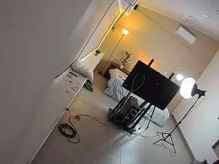 Camsoda Free Live Porn of voyeurcam-jb-room-1