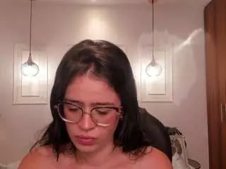 Camsoda Nude Webcam of nana-snow
