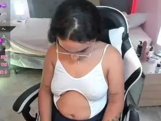Camsoda Sex Cam of aida-hadid