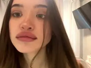 Camsoda Nude Webcam of elidaschimke
