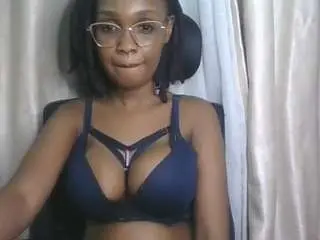 Camsoda Nude Webcam of ravynphoenixx