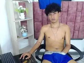 Camsoda Watch Live Sex Cams of blakesttone