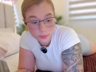 Camsoda Adult Webcam of foxy-boobs