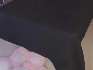Camsoda Adult Webcam of linoshka-1