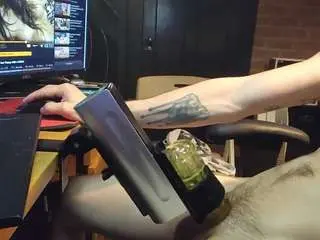 Camsoda Sex Cam of r3v01ut10n