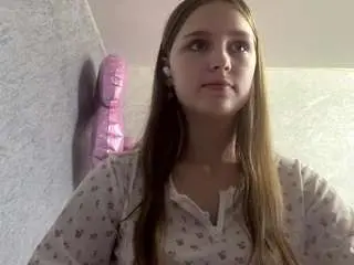 Camsoda Nude Webcam of mikabraskey