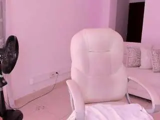 Camsoda Adult Video Chat of ashly-andrews