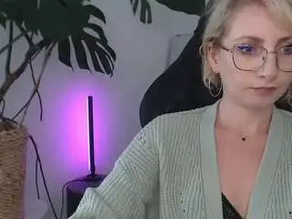 Camsoda Private Sex Chat of cinderellamoon