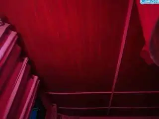 Camsoda Adult Webcam of iluvsaffire-bleu