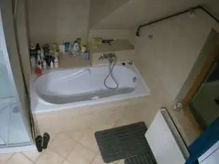 Camsoda Best Webcam of voyeurcam-julmodels-bath-2nd-1