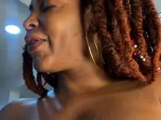 Camsoda Adult Webcam of niaharris
