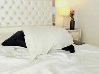 Camsoda Watch Live Sex Cams of bellaa-joness