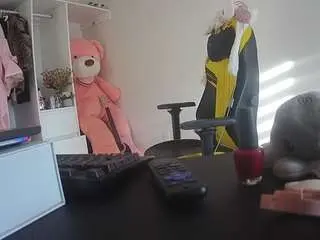 Camsoda Live Sex Cam of voyeurcam-sexy-little-ana-01